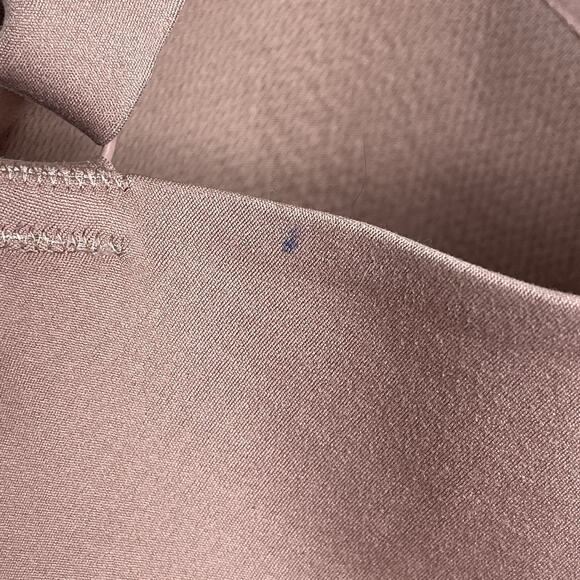 NIKE Beige Nude Lightly Padded Sports Bra Hook Back Closure Adjustable Strap XXL - Picture 5 of 6